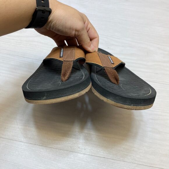 SKECHERS Mens SIZE 10 RELAXED FIT LUXE Foam Flip Flops Brown/Black SANDALS main image 5
